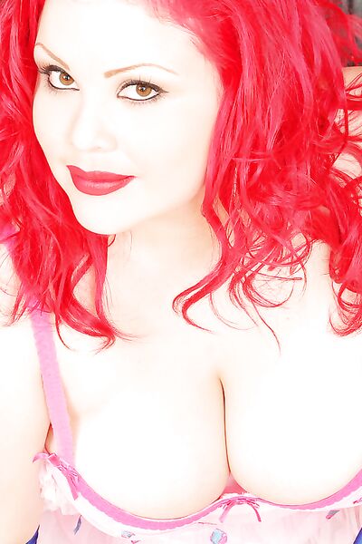 Малолетки показывают